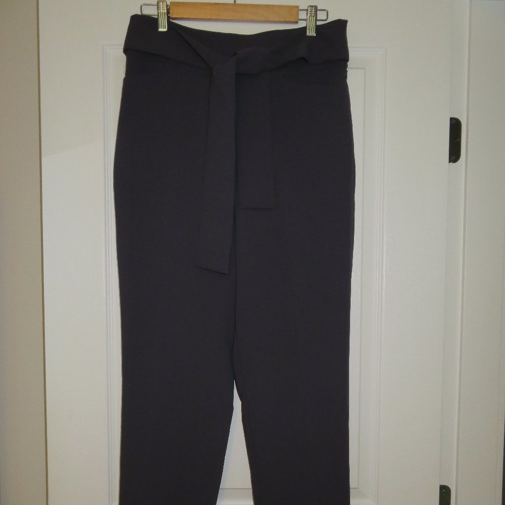 Aritzia Wilfred Geneva Cropped Pants Grey 10